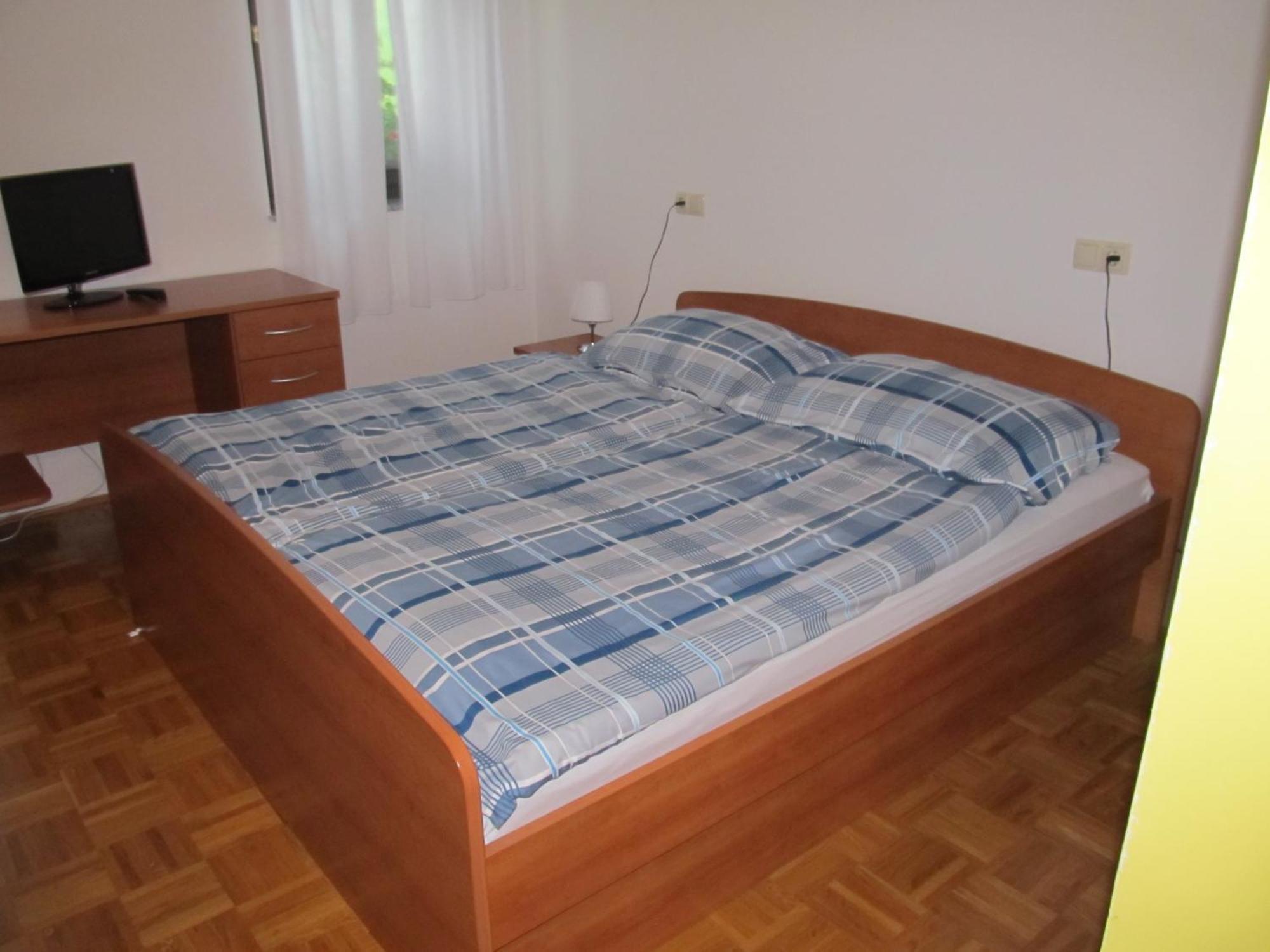 Tourist Farm Ljubica Villa Poljane nad Škofjo Loko Habitación foto