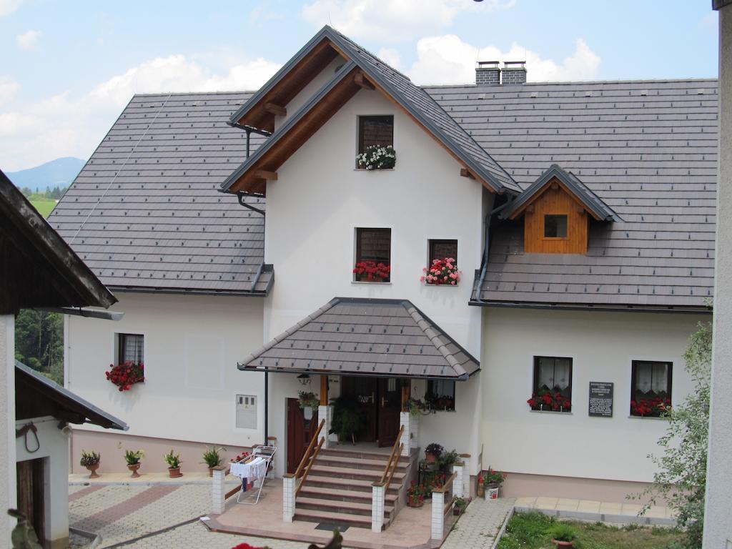 Tourist Farm Ljubica Villa Poljane nad Škofjo Loko Exterior foto